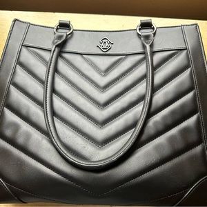 Glass Ladder & Co Everly Tote- Quilted Black/Gunmetal- Medium